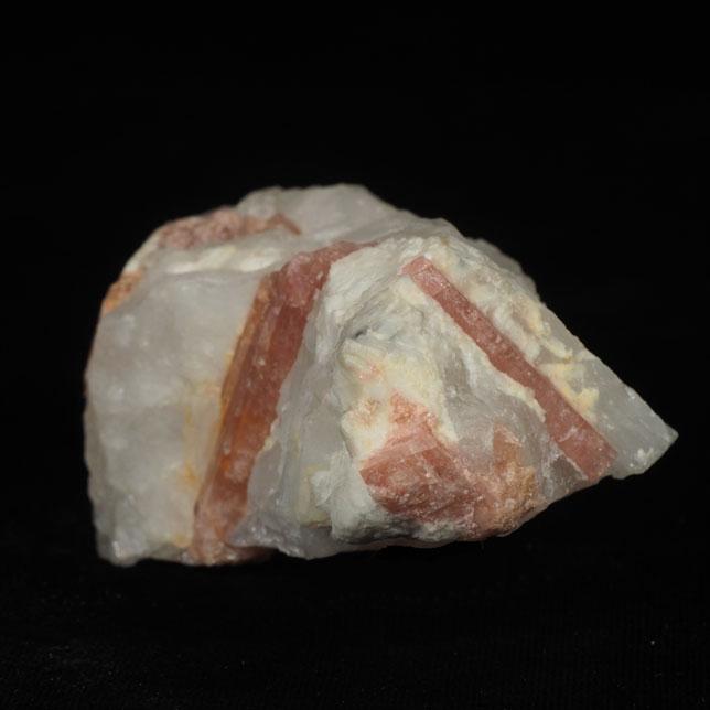 [147] Tourmaline rose sur quartz